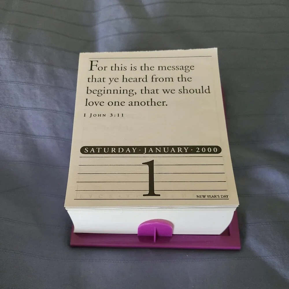 365 Bible Verses a Year Calendar 2000 - Same as 2028